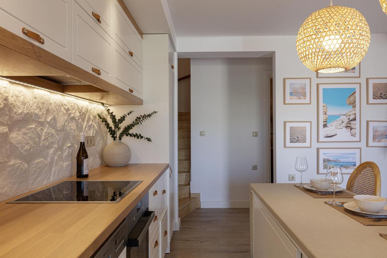 Villa Seashell -Wonderful Newly Renovated Villa On The Beach Galatás Extérieur photo