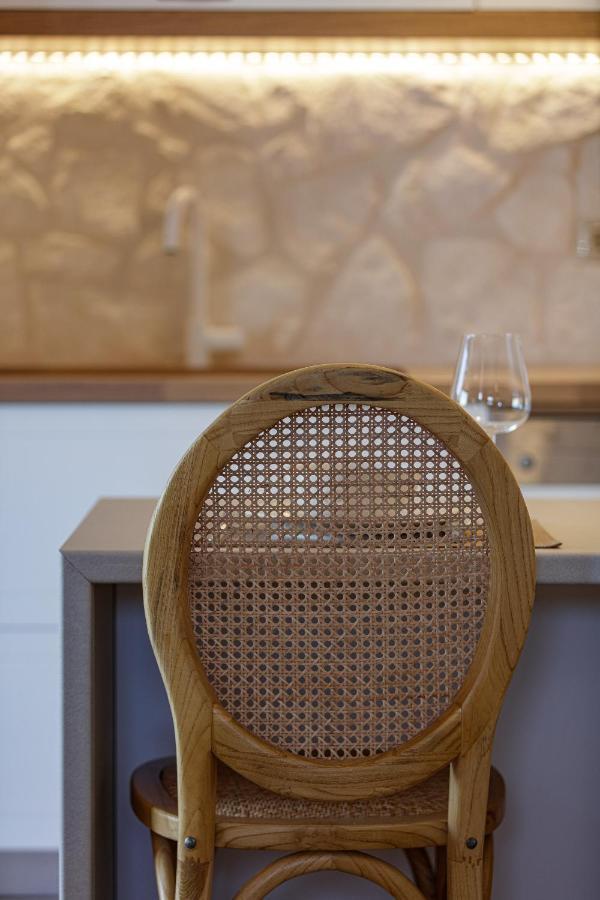 Villa Seashell -Wonderful Newly Renovated Villa On The Beach Galatás Extérieur photo