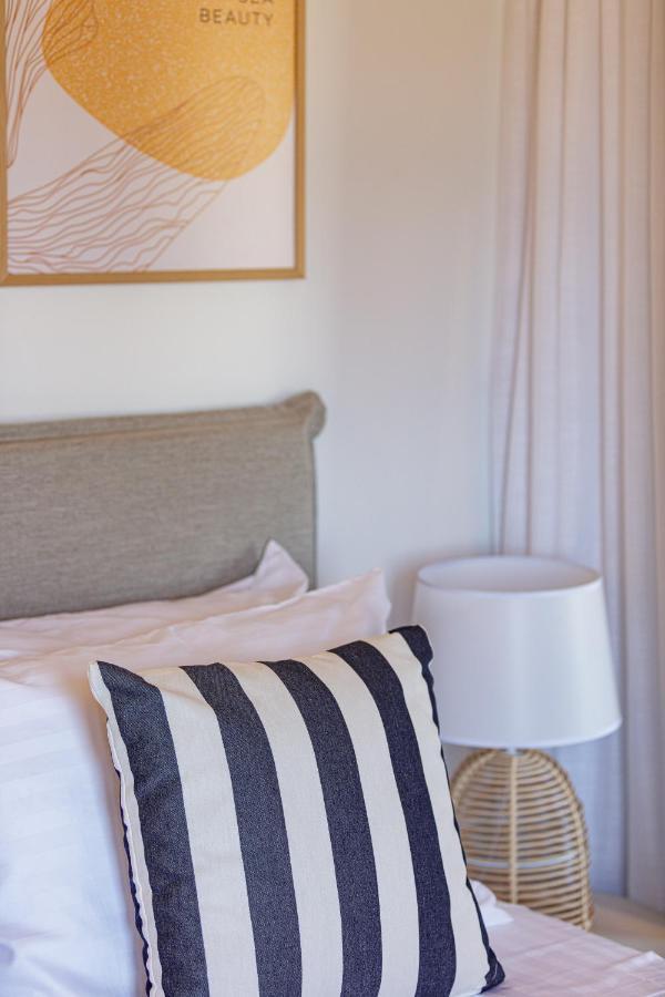 Villa Seashell -Wonderful Newly Renovated Villa On The Beach Galatás Extérieur photo