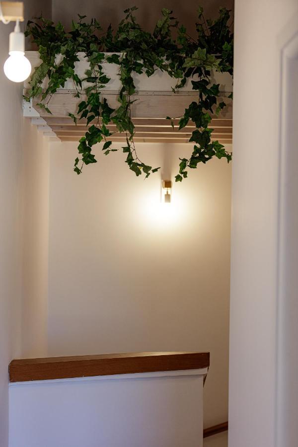 Villa Seashell -Wonderful Newly Renovated Villa On The Beach Galatás Extérieur photo